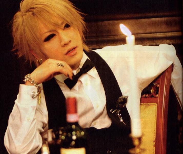 Ruki of the GazettE,band Visual Kei puzzle