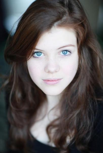 amo Georgie Henley puzzle