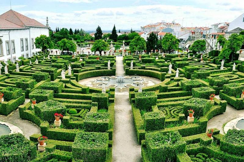 Jardim Episcopal - Castelo Branco - Portugal puzzle